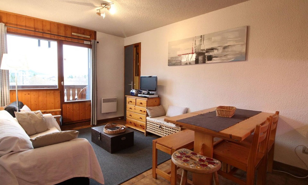 Les Carroz-d'Araches Apartment | Central family 3-room apt, 4 people, garage