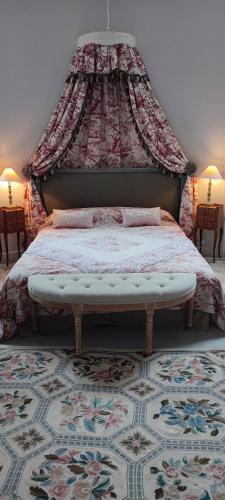 Saint-Sulpice-en-Pareds Bed & Breakfast | Château de la Mothe
