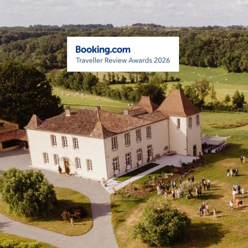 Loubedat Bed & Breakfast | Château de Mauhic - 15th century