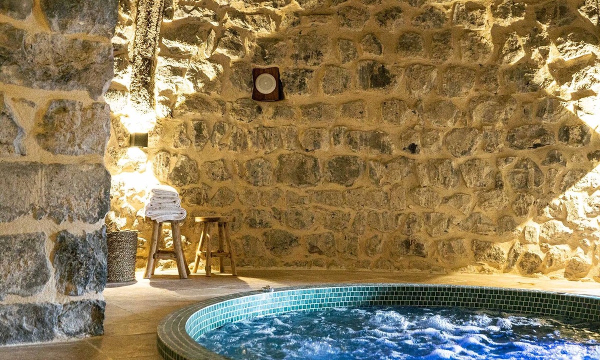 Saint-Vidal Hotel | Château de Saint Vidal