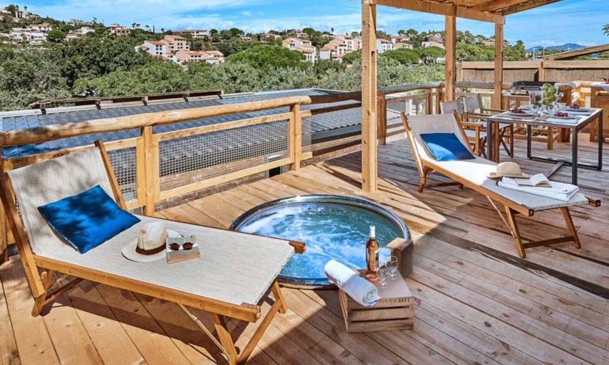 Les Issambres Ski Chalet | Chalet 4 étoiles - ccafeib