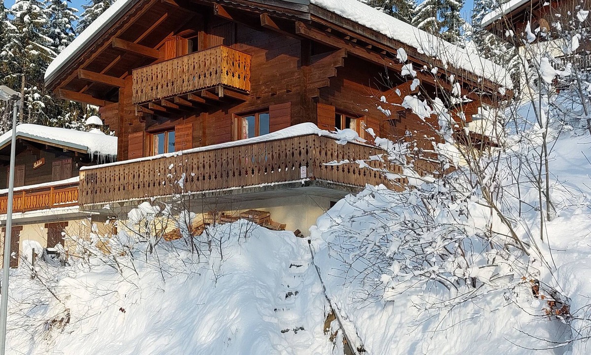 Le Cornix Ski Chalet | Chalet 82 m² - 4 bedrooms - sleeps 8