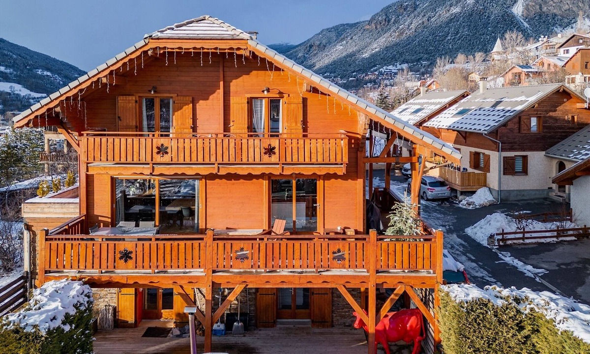 Briancon Ski Chalet | Chalet Datcha - Alliant Charme, Confort et Modernité (bain norvégien)