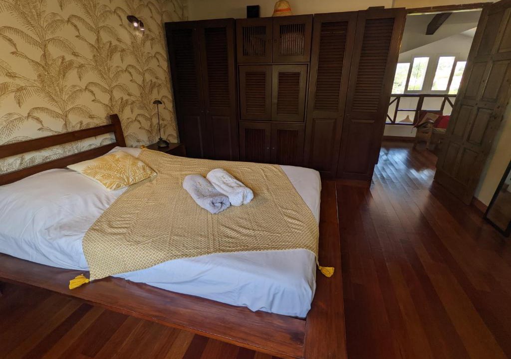 La Couronne House | Chambre Charline -les instants Charline