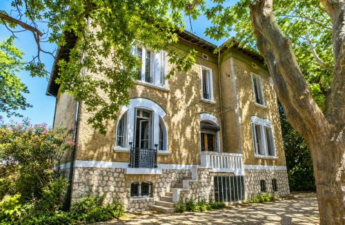 Mazargues House | Chambre dans villa privée, charme et confort proche Vélodrome & plages - Parking privé