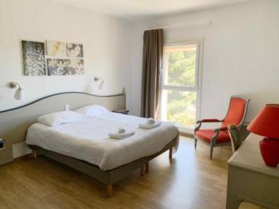 La Couronne Hotel | Chambres de la Bastide des Joncas