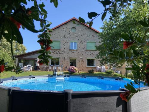 Arthes Bed & Breakfast | Chambres et table d'hôtes Le Pontet