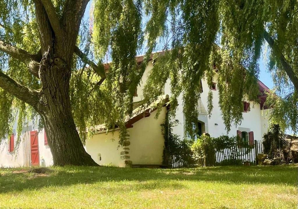 Iholdy Bed & Breakfast | Chambres Tables d'Hôtes Lukugaraia