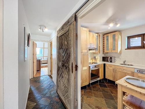 Chamonix City Centre Apartment | Chamonix: Appart 4 pers, Parking, Wifi - FR-1-507-24