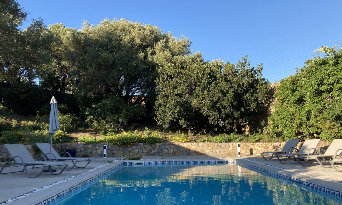 L'Ile-Rousse Villa | Character villa with private pool and garden