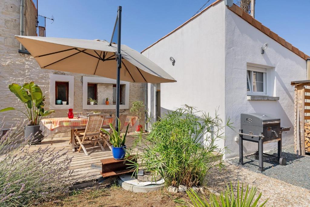 Saint-Jean-de-Liversay Apartment | Charmant appartement pour 4