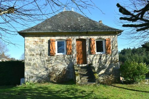 Gimel-les-Cascades Apartment | Charmante maison à la campagne