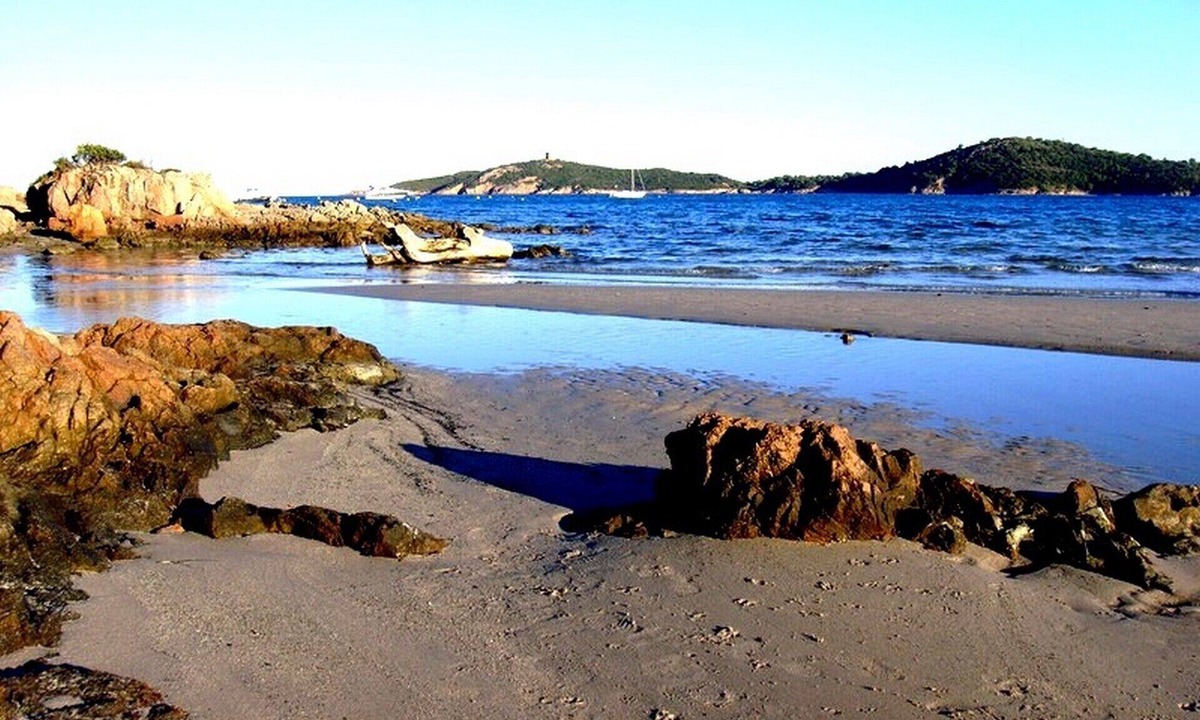 Sainte-Lucie-de-Porto-Vecchio Villa | CHARMING CLIMATE VILLA