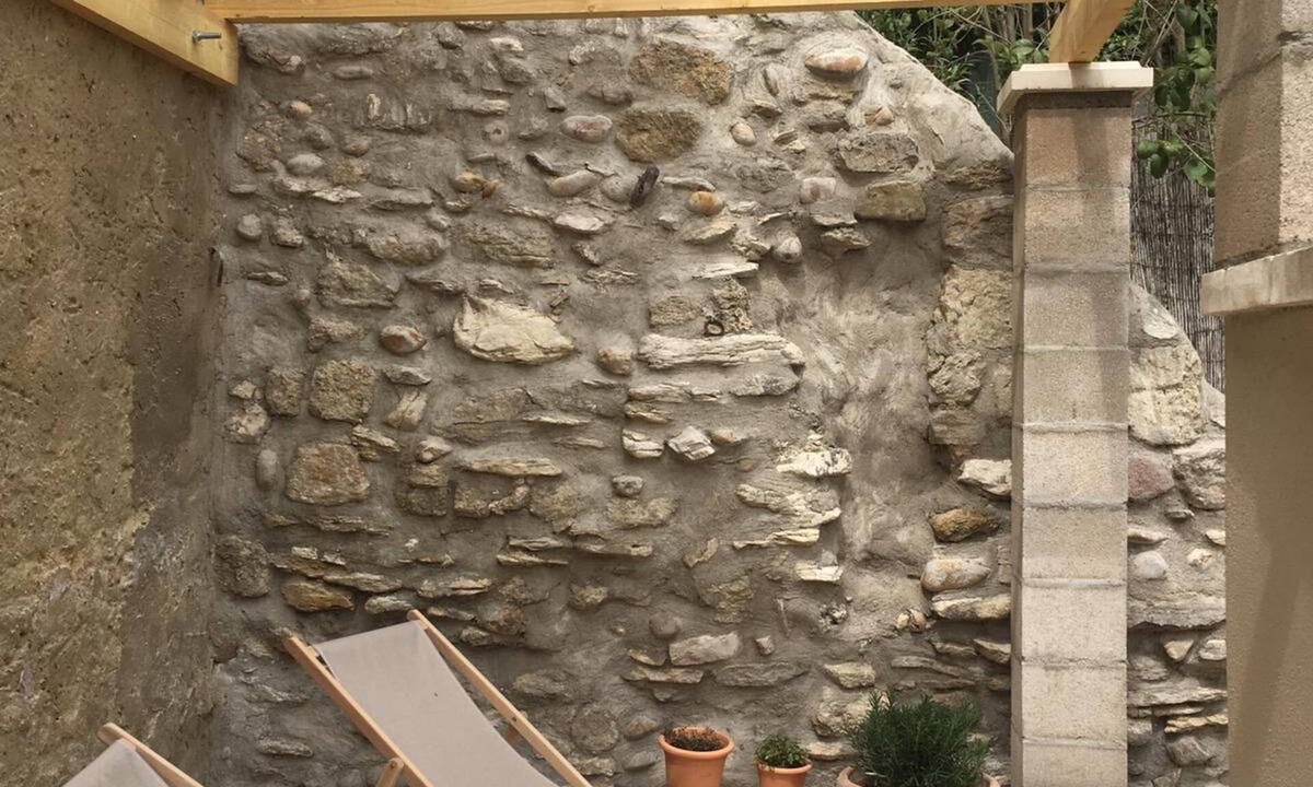 Chateauneuf-de-Gadagne House | Charming village house in Provence with courtyard