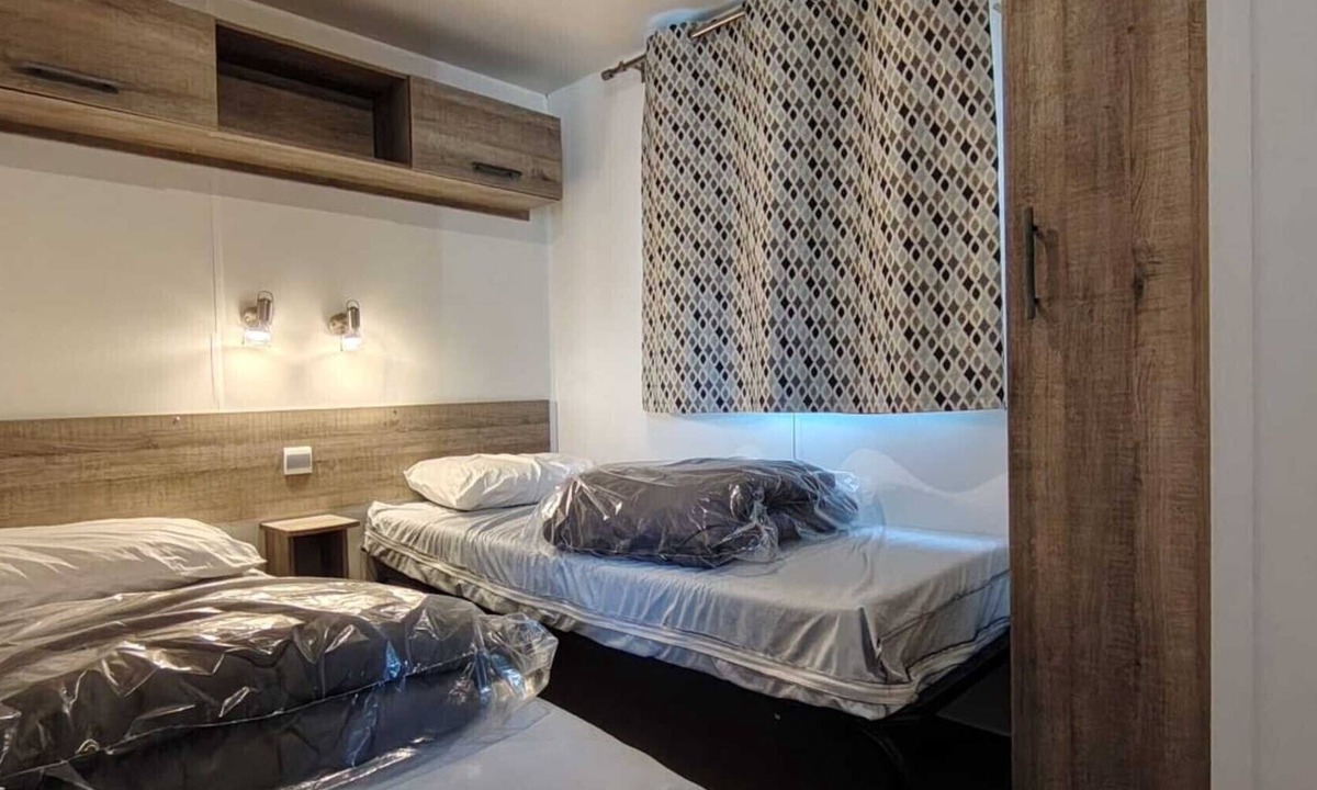 Carry-le-Rouet House | Charming Mobile Home for 6 with Terrace in Carry-le-Rouet