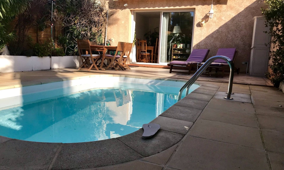 Plaine de la Brague Villa | Charming Provencal villa facing south with swimming pool