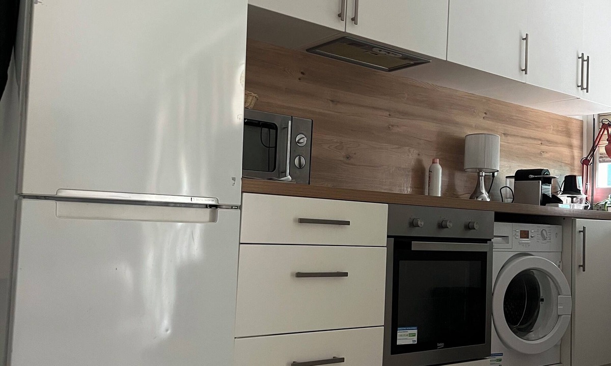 Pointe Croisette Apartment | Charming studio in lovely Cannes with WiFi