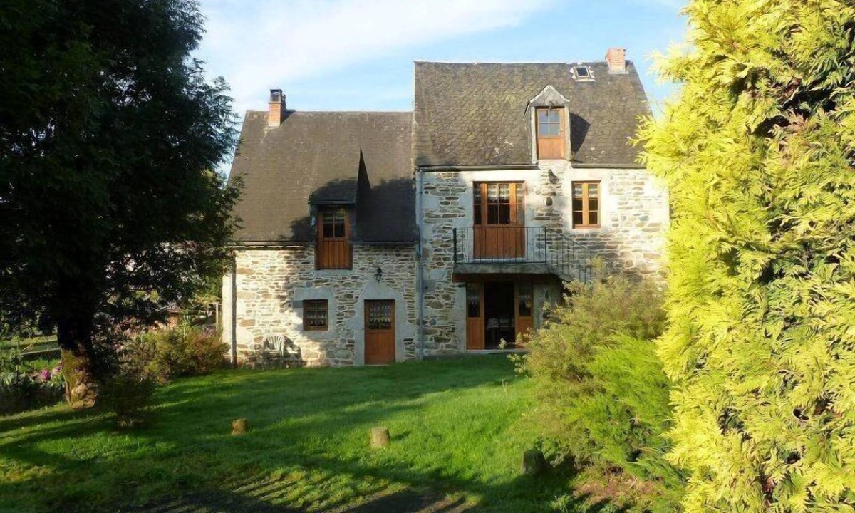 Heume-l'Eglise House | Chez le Maréchal Ferrand