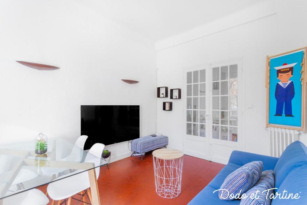 Toulon Apartment | Comfortable 2 bedroom close to the station - Dodo et Tartine