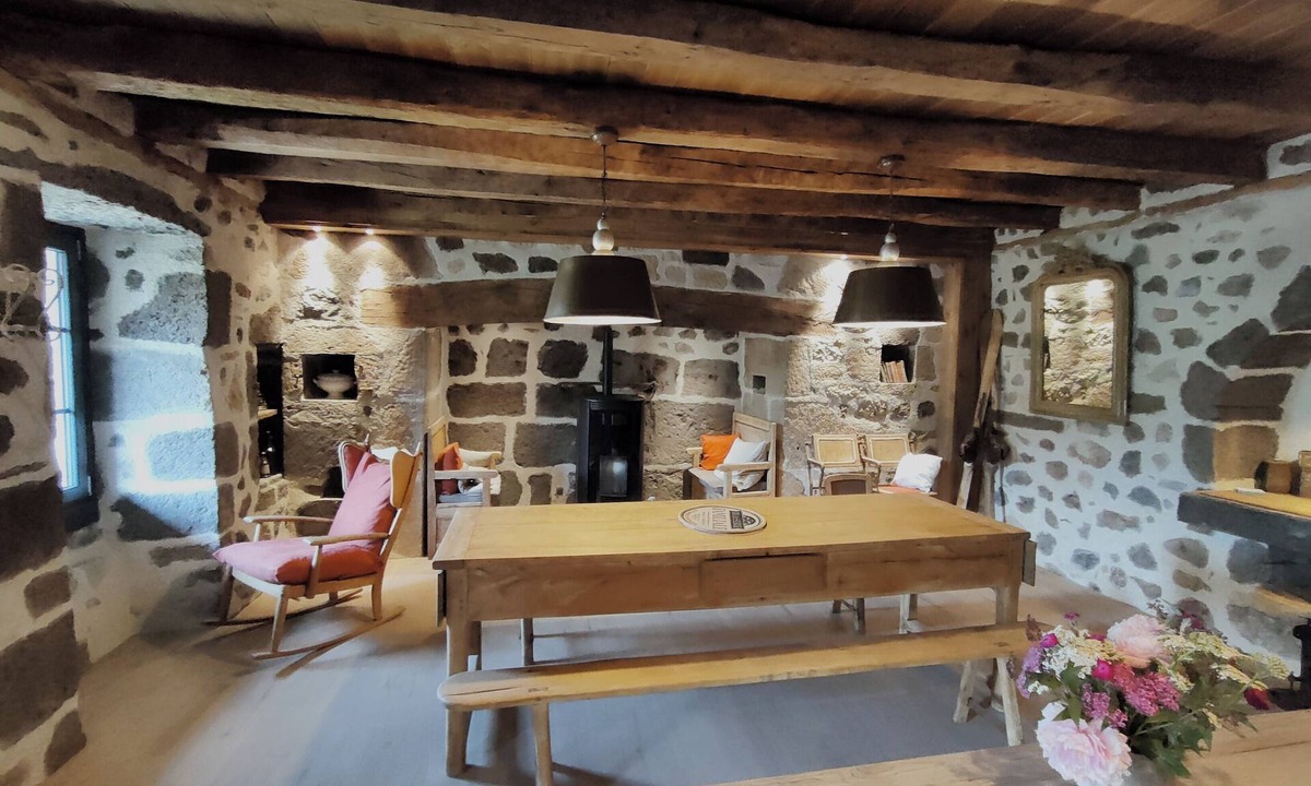 Thiezac House | Comfortable character house for 6 people. Ski touring relaxation disconnection