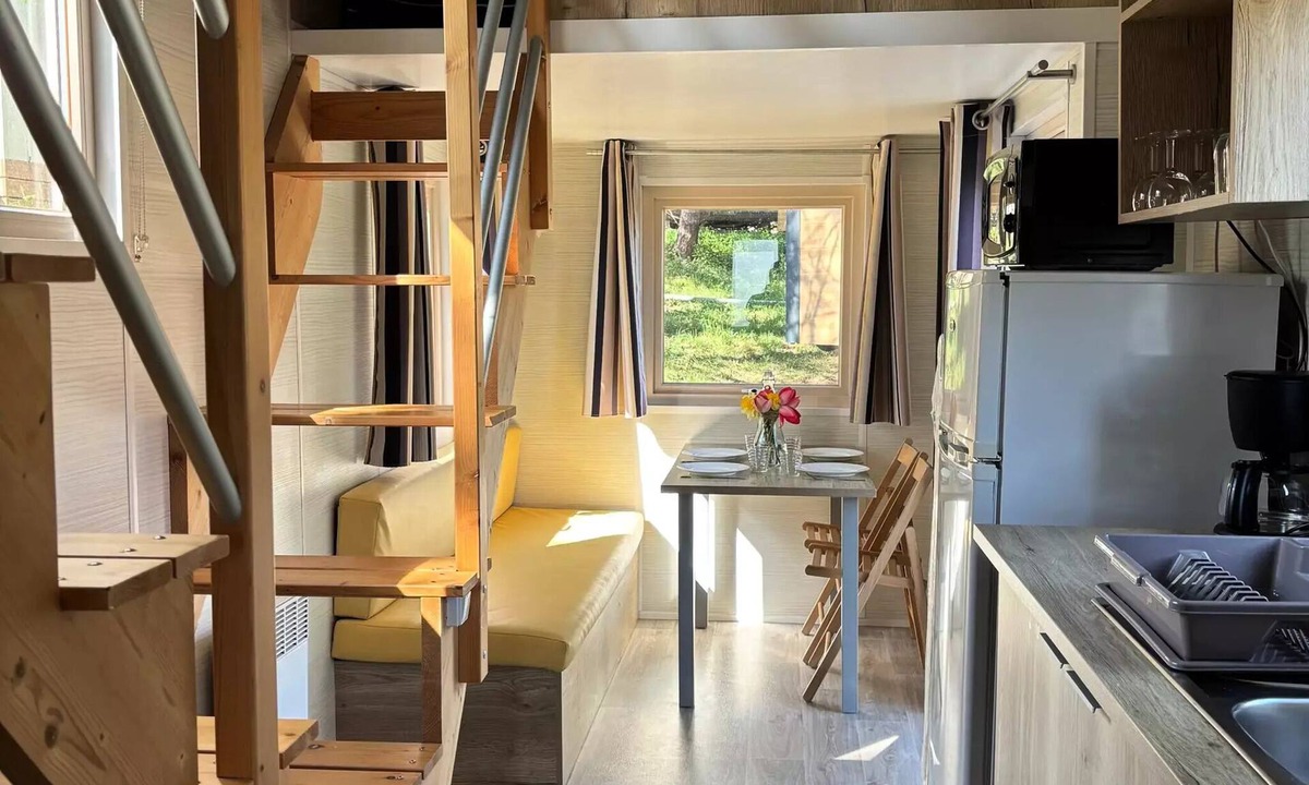 Etaples House | Comfortable Tiny House: 2 bedrooms, sleeps 4