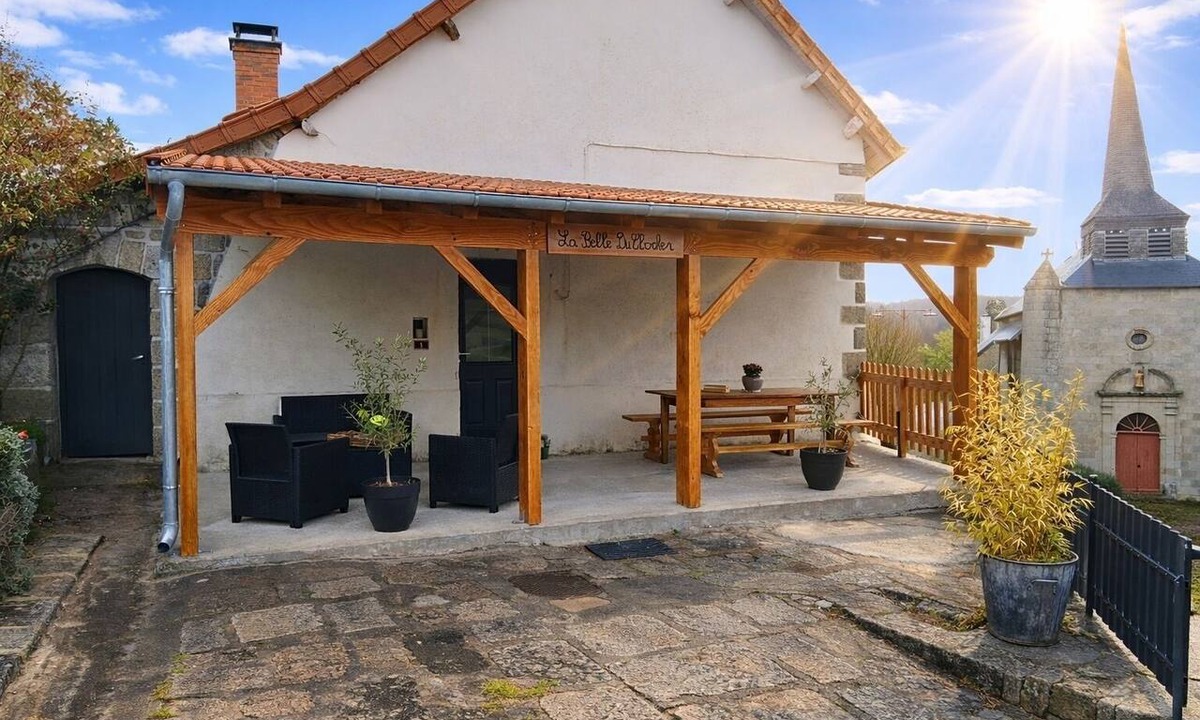 Saint-Pardoux-d'Arnet House | Country cottage La Belle du Clocher - All inclusive