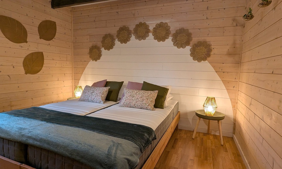 Biron Ski Chalet | Cozy chalet with shared pool, wheelchair accessible