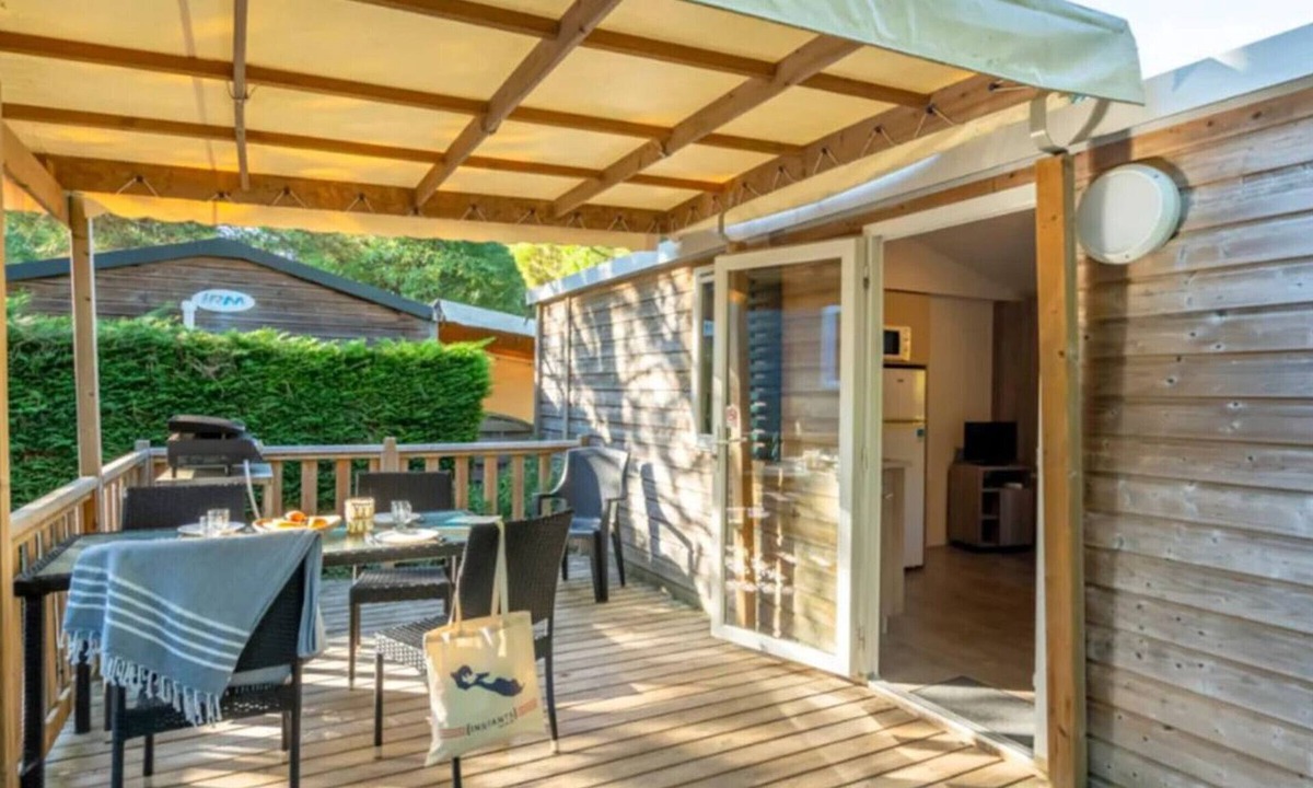 Rivedoux-Plage House | Cozy mobile home with terrace in Rivedoux-Plage for 4 ppl.