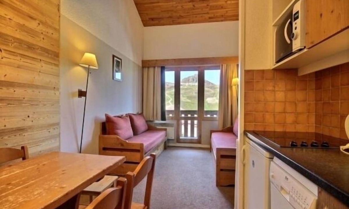 Belle Plagne Apartment | Cozy ski-in duplex with stunning view