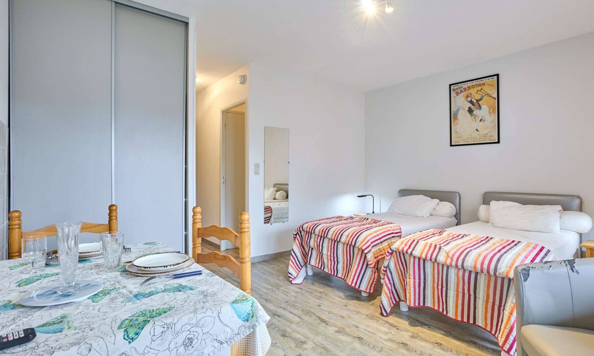 Barbotan-les-Thermes Apartment | Cozy studio near thermal baths with Wifi and parking, ideal for 2 people
