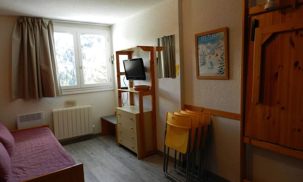 Le Pleynet Apartment | Cozy studio for 3 near slopes at Les 7 Laux