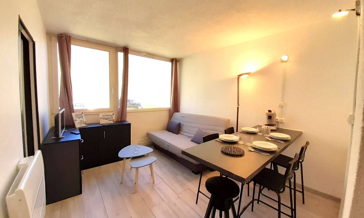 Piau Engaly Apartment | Cozy Studio for 4 in Piau Engaly with Ski Locker, TV & Kitchenette