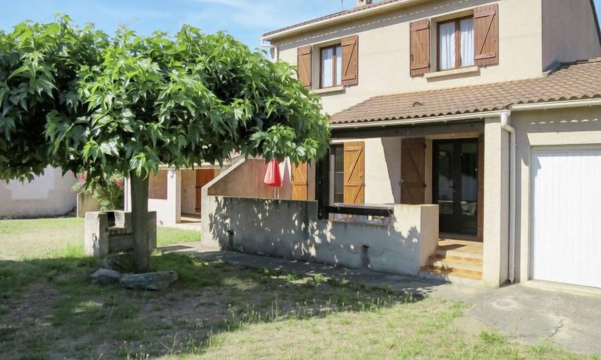 Santa-Maria-Poggio Apartment | Dami II by Interhome