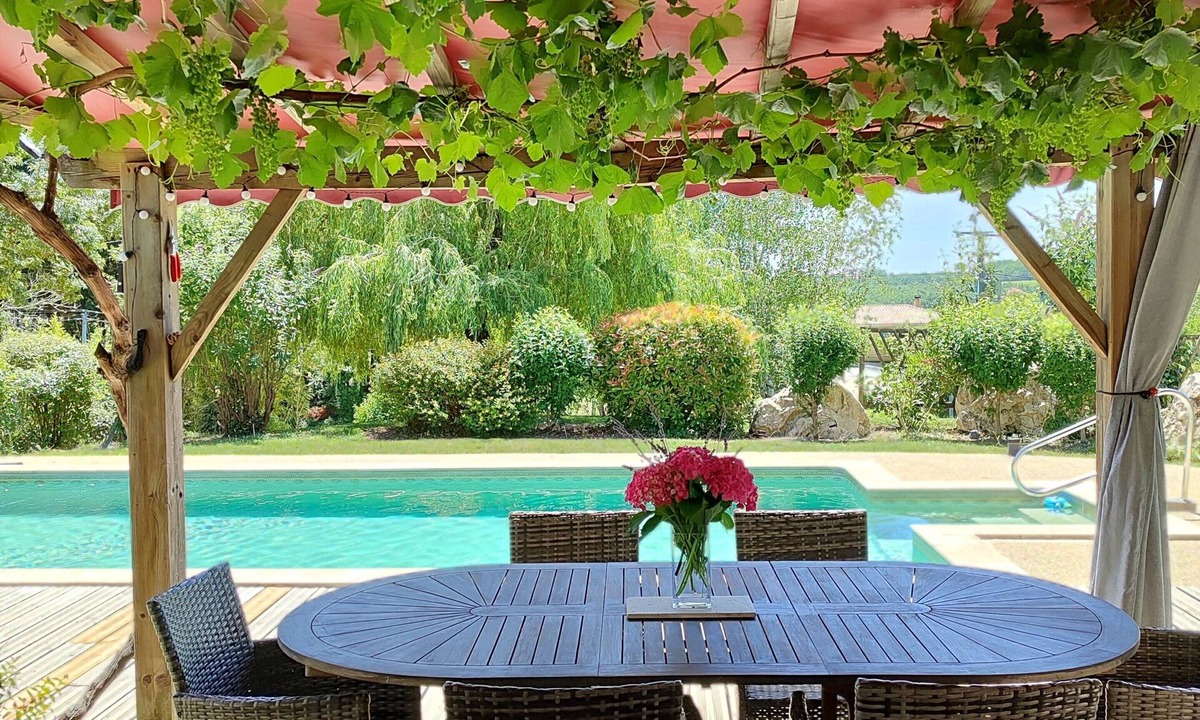 Razac-de-Saussignac House | Detached house Private heated pool Free Wi-Fi
