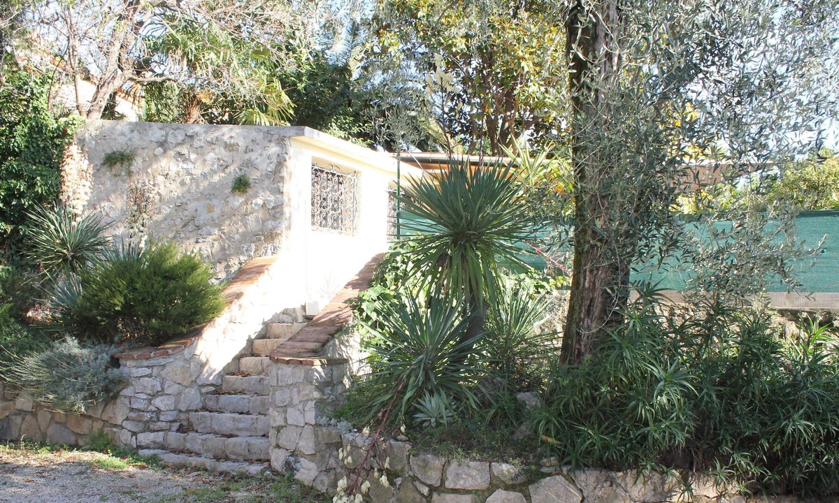 Grasse Ski Chalet | Detached quiet chalet