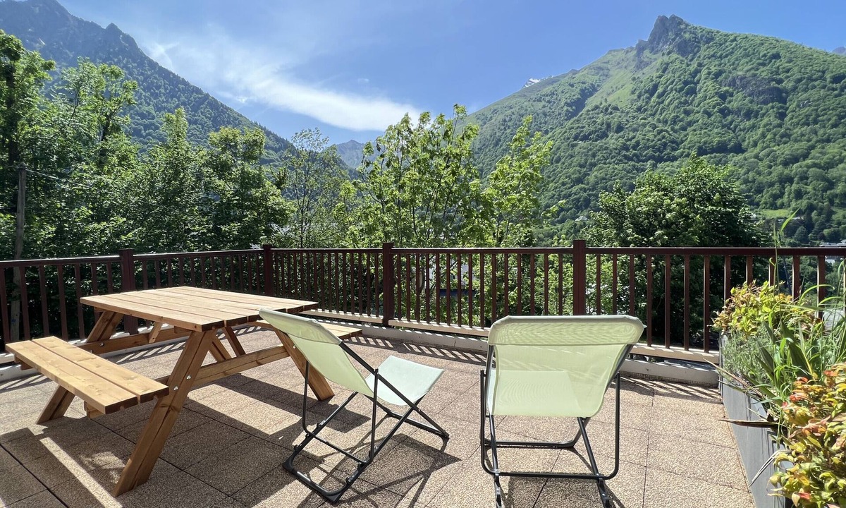 Cauterets Apartment | Duplex + terrasse panoramique.Parking.Piscine été