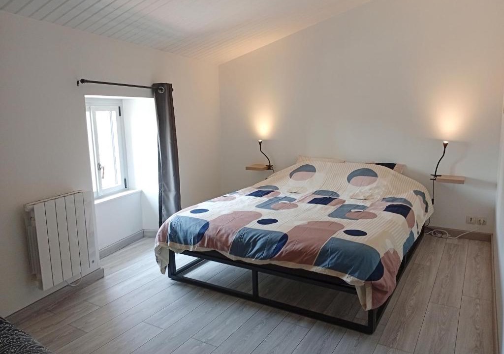 Clisson Apartment | Duplex vue sur château