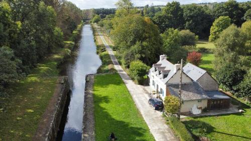 Carhaix-Plouguer Bed & Breakfast | Ecluse de l'Ile