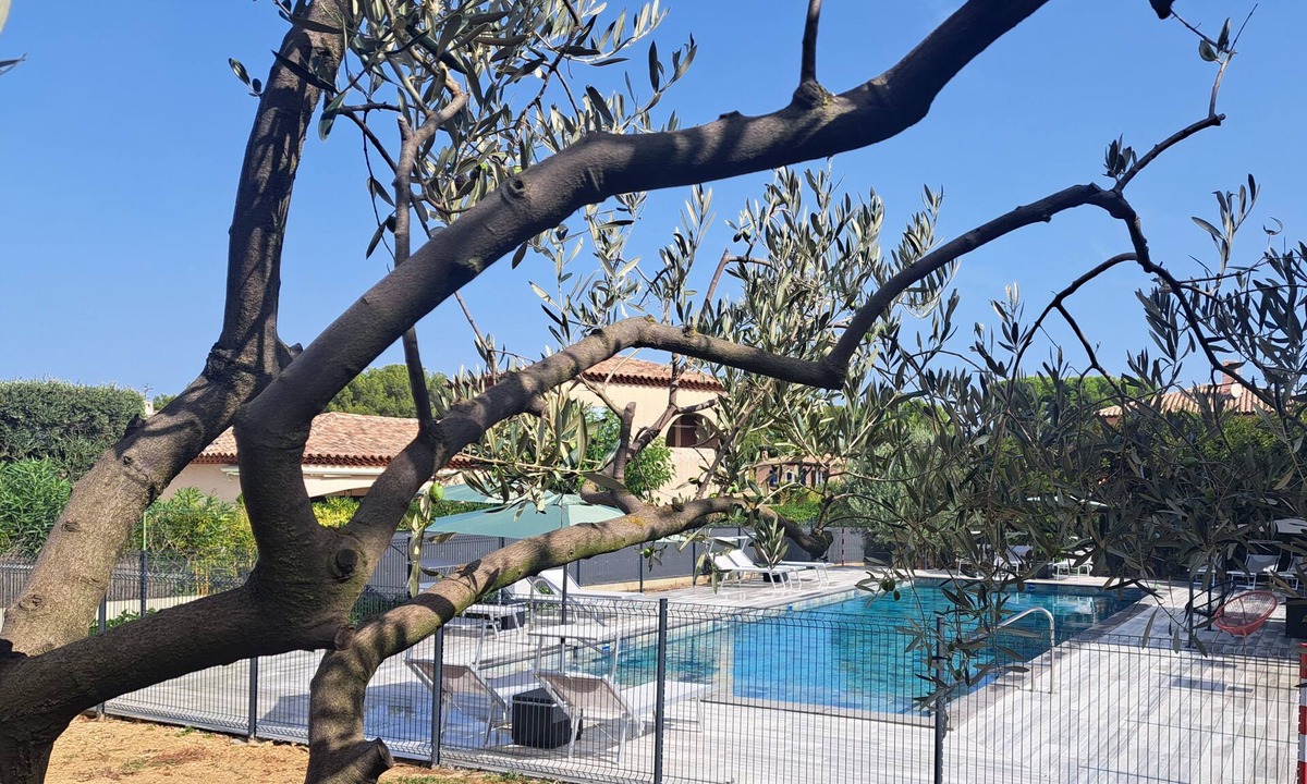 Le Brusc House | Ecrin de verdure sea & pool 45m² (45m²)