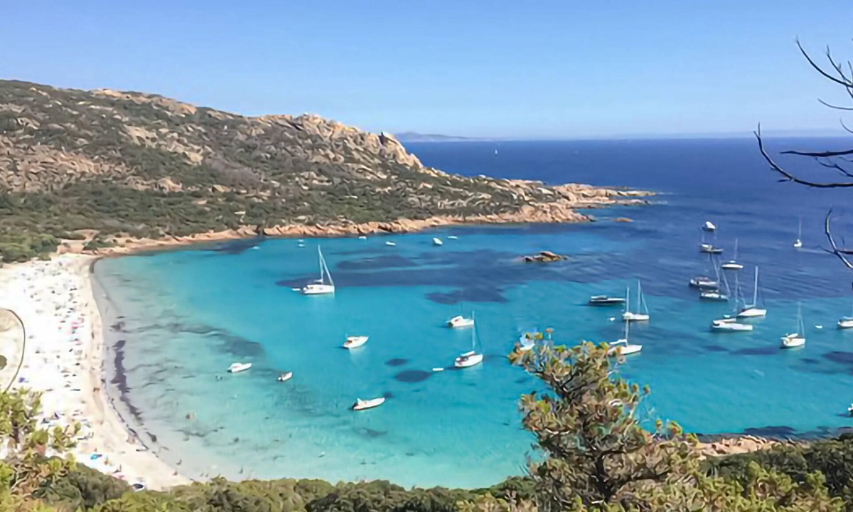 Sartene House | Enjoy some unforgettable vacations in this vacation home with pool in Corsica.