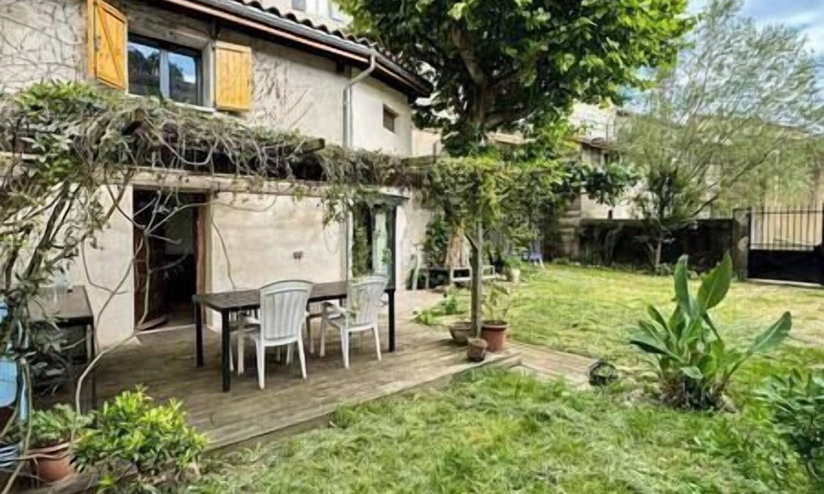 Saulce-sur-Rhone House | Escapade au fond du jardin