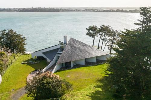 Saint-Cast-le-Guildo Villa | Exclusivité Villa d'Exception en Bord de Mer