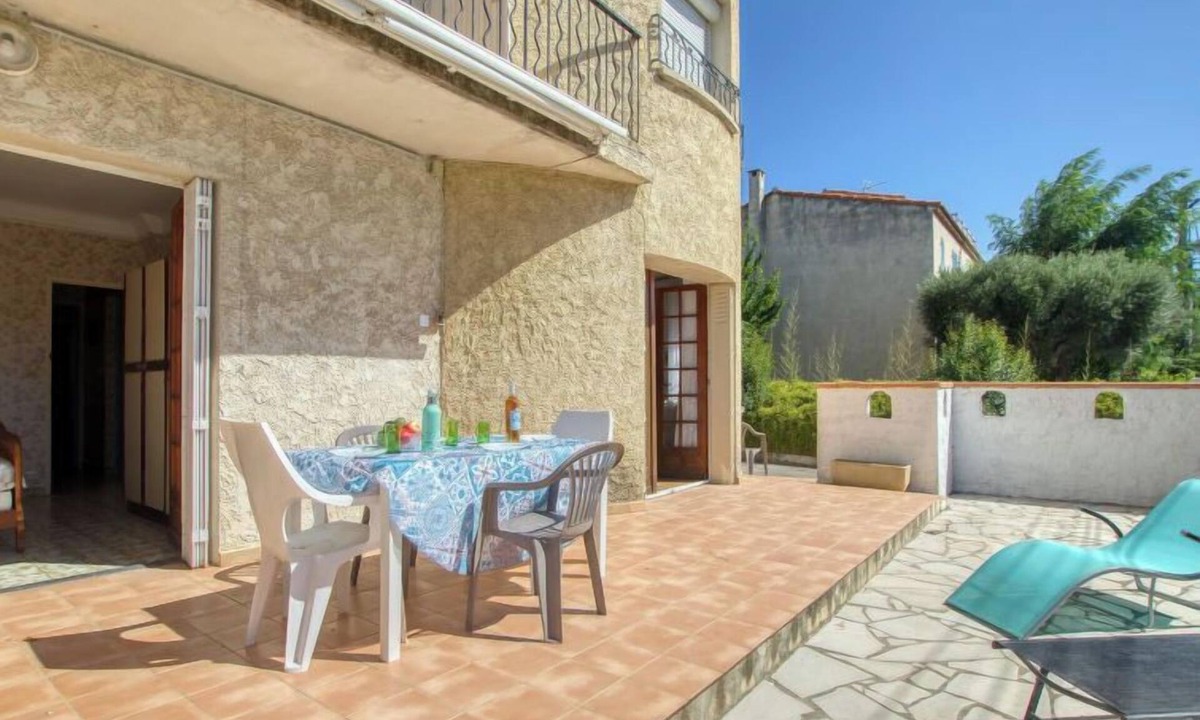 Saint-Cyr-sur-Mer Apartment | La Caterina by Interhome