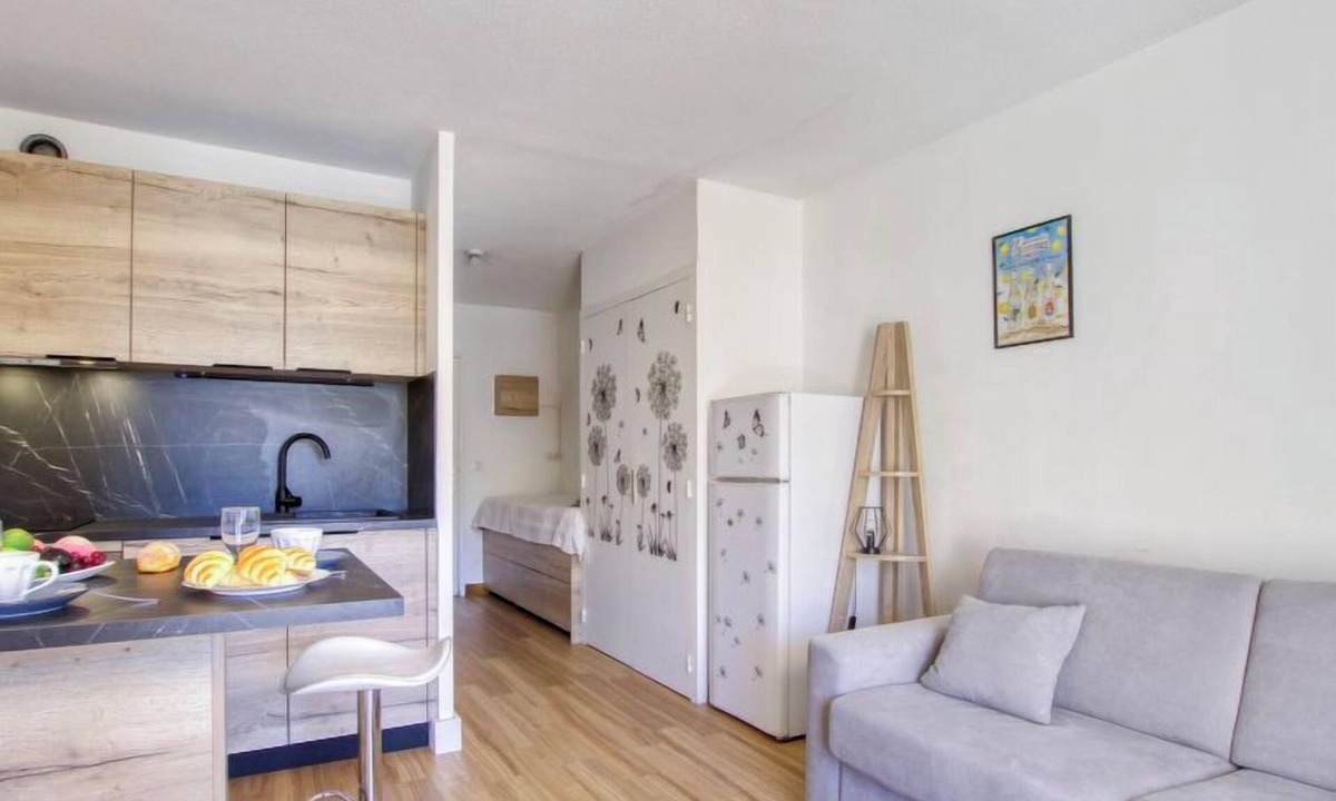 Les Lecques Apartment | Les Lavandes by Interhome