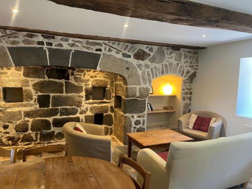 Cisternes-la-Foret House | Gîte du Redondet