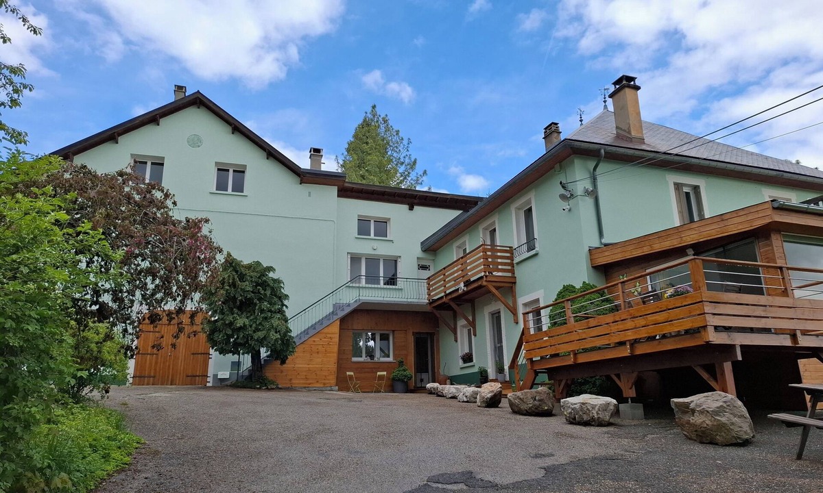 Manteyer Apartment | Gîte la " Centaurée de Ceüze"