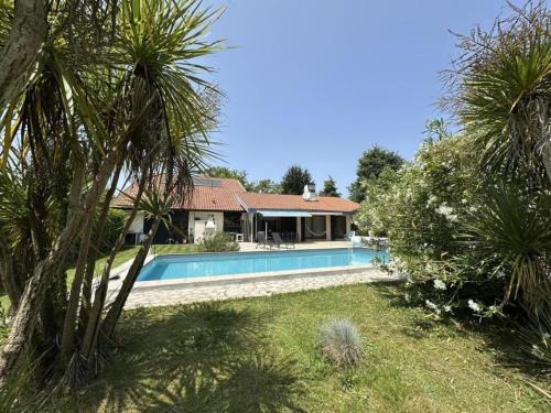 Poyartin House | Gîte poupan
