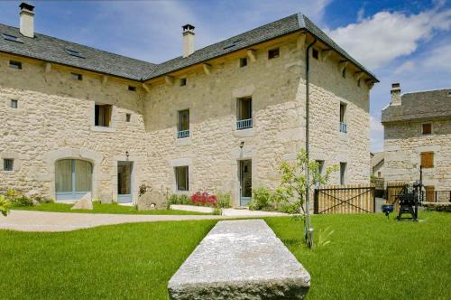 Prunieres House | Gîte saint caprais
