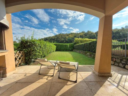 Lonato del Garda Apartment | giardino privato e piscina, Oasi Garda