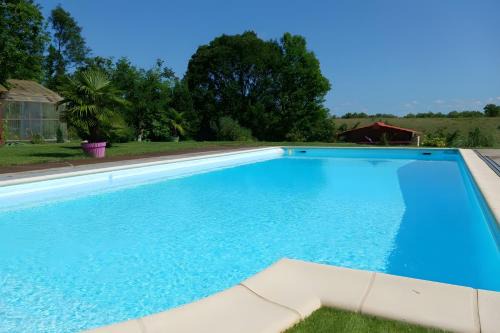 Pern House | Gite Le Paradis